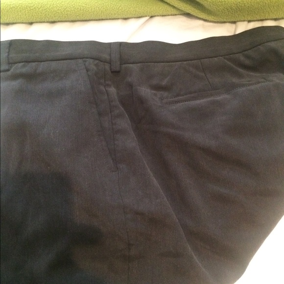 TOMMY BAHAMA CharcoalGrey SLACKS; Size 42 x 32; Like-New Cond. NEW $128; NOW $15 - Picture 12 of 16